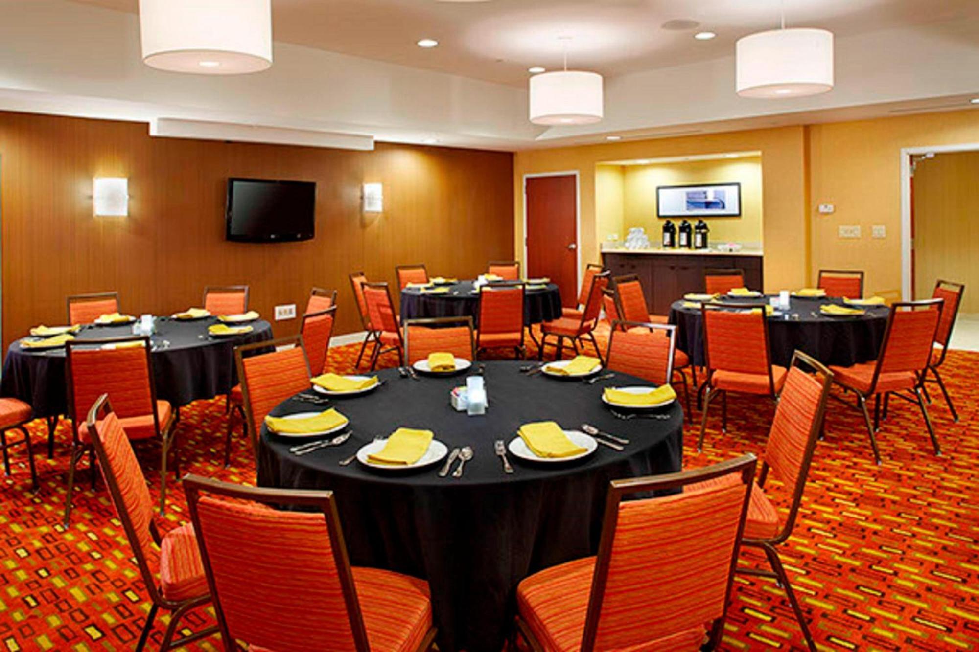 Courtyard By Marriott Akron Stow מראה חיצוני תמונה